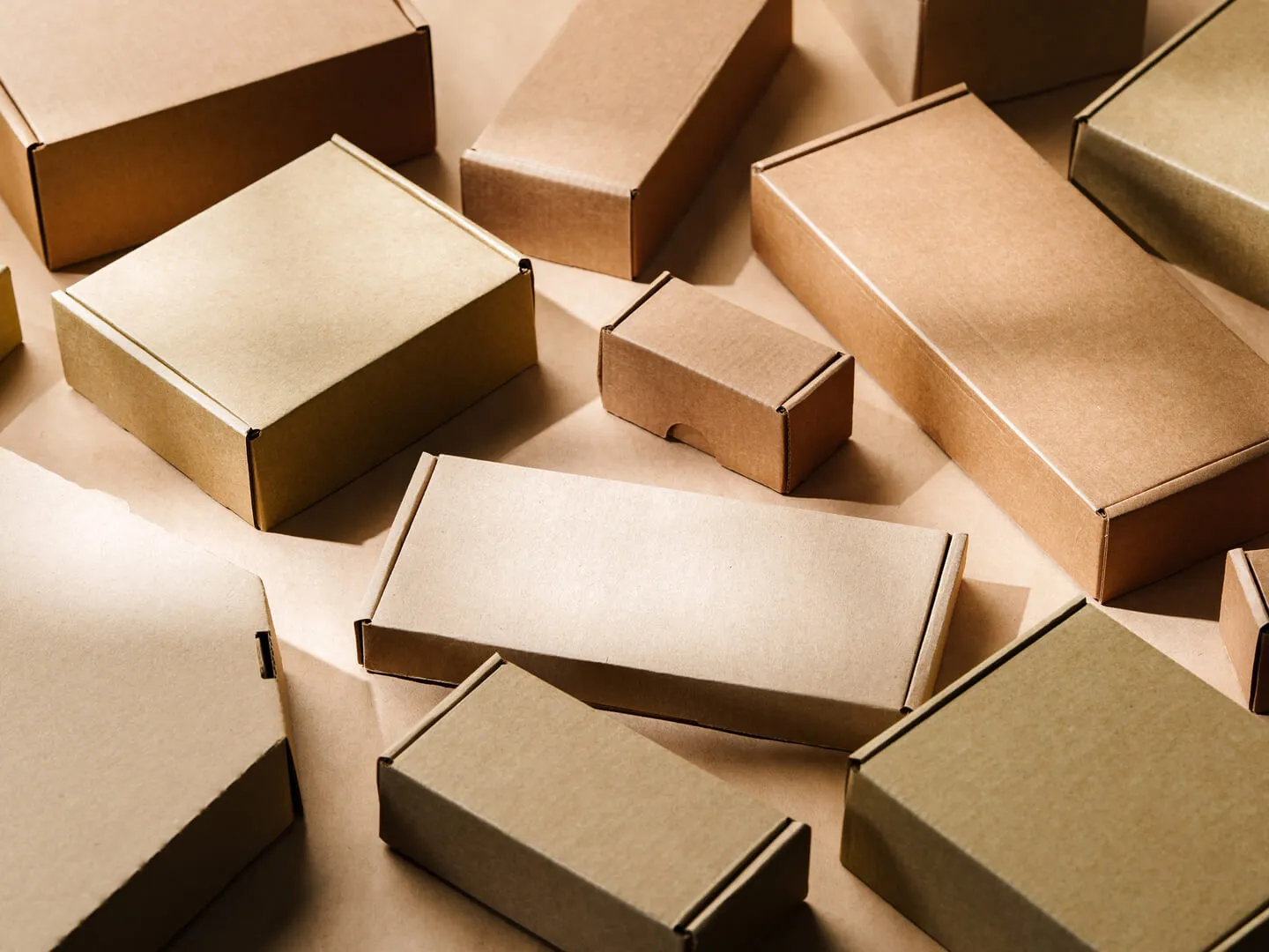 Různé typy kartonových obalů